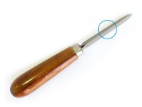 224921** Шабер трехгранный  гладкий на деревянной ручке, L-90 мм